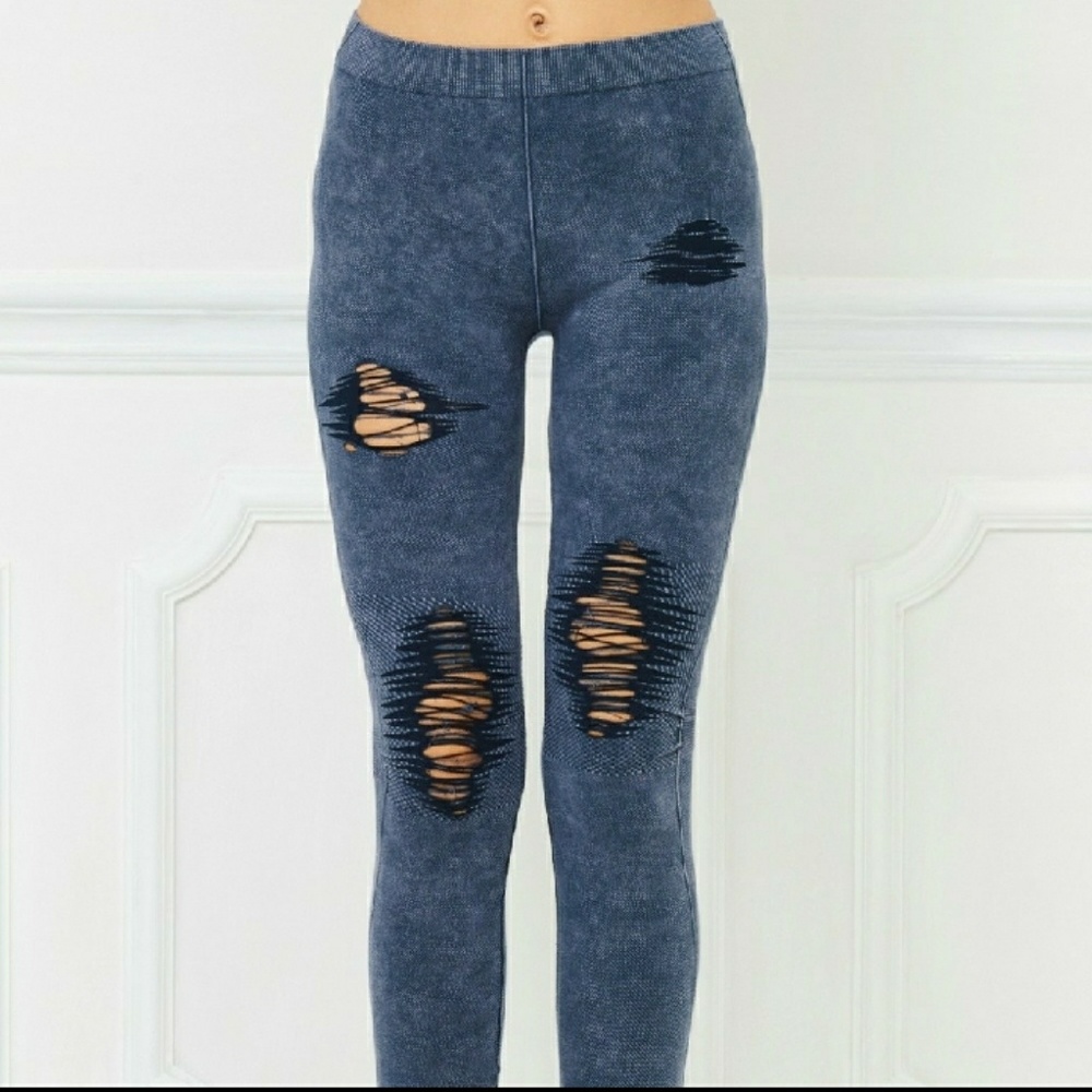 ❤ destroyed Moto leggings